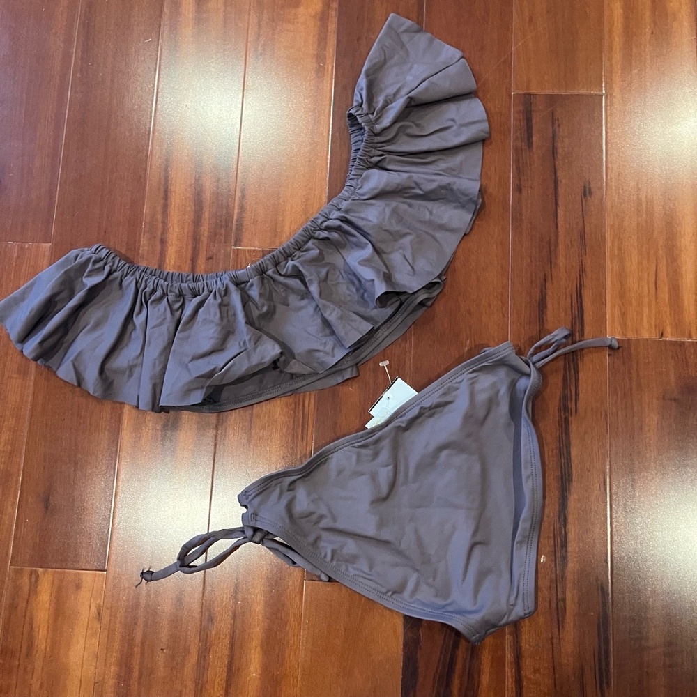 New NWT LSpace Pebble Gray Bikini Swim Set Ruffle Off-Shoulder Tie Bottom Small - Picture 2 of 6
